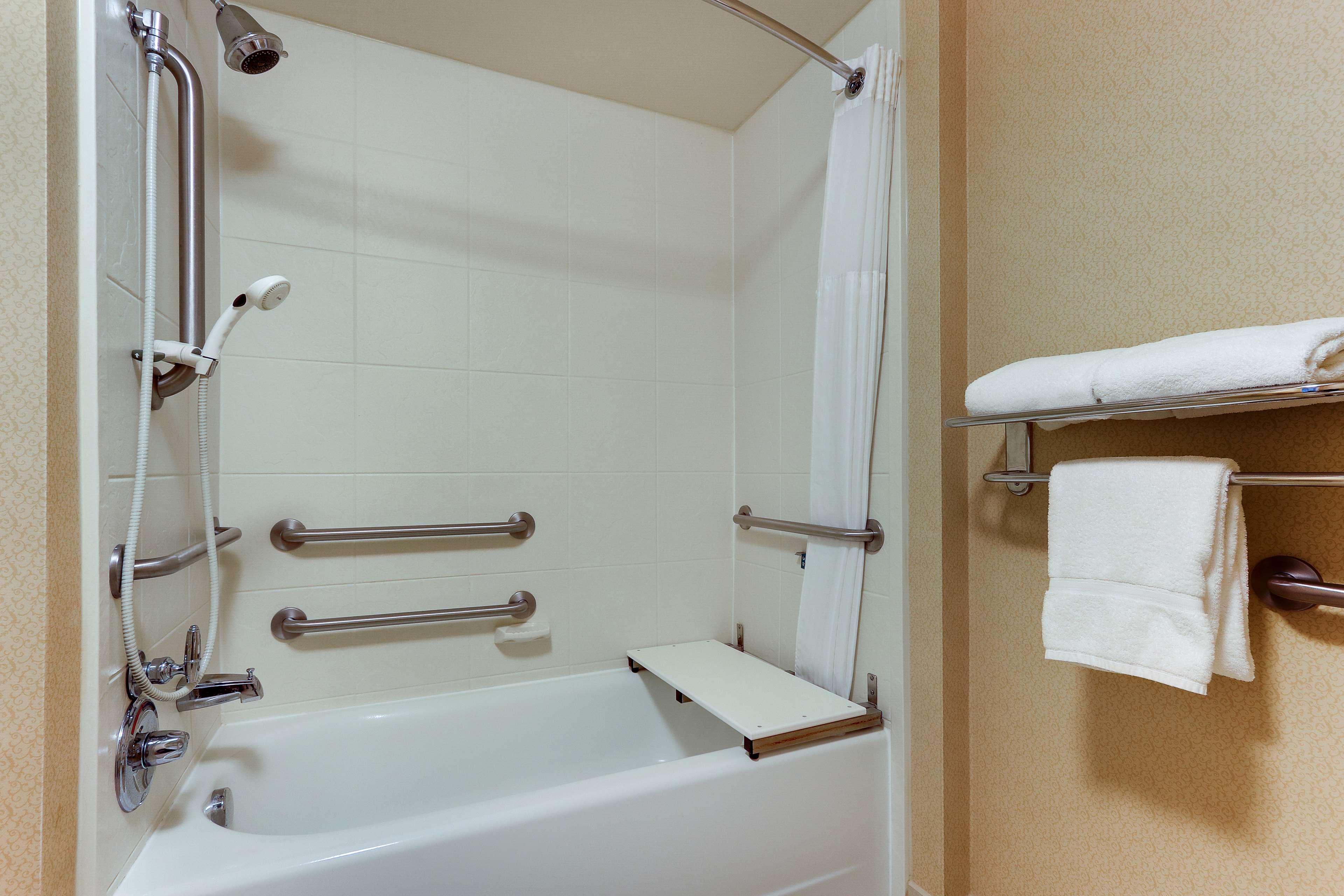 Hilton Garden Inn Indianapolis Airport Плейнфилд Экстерьер фото