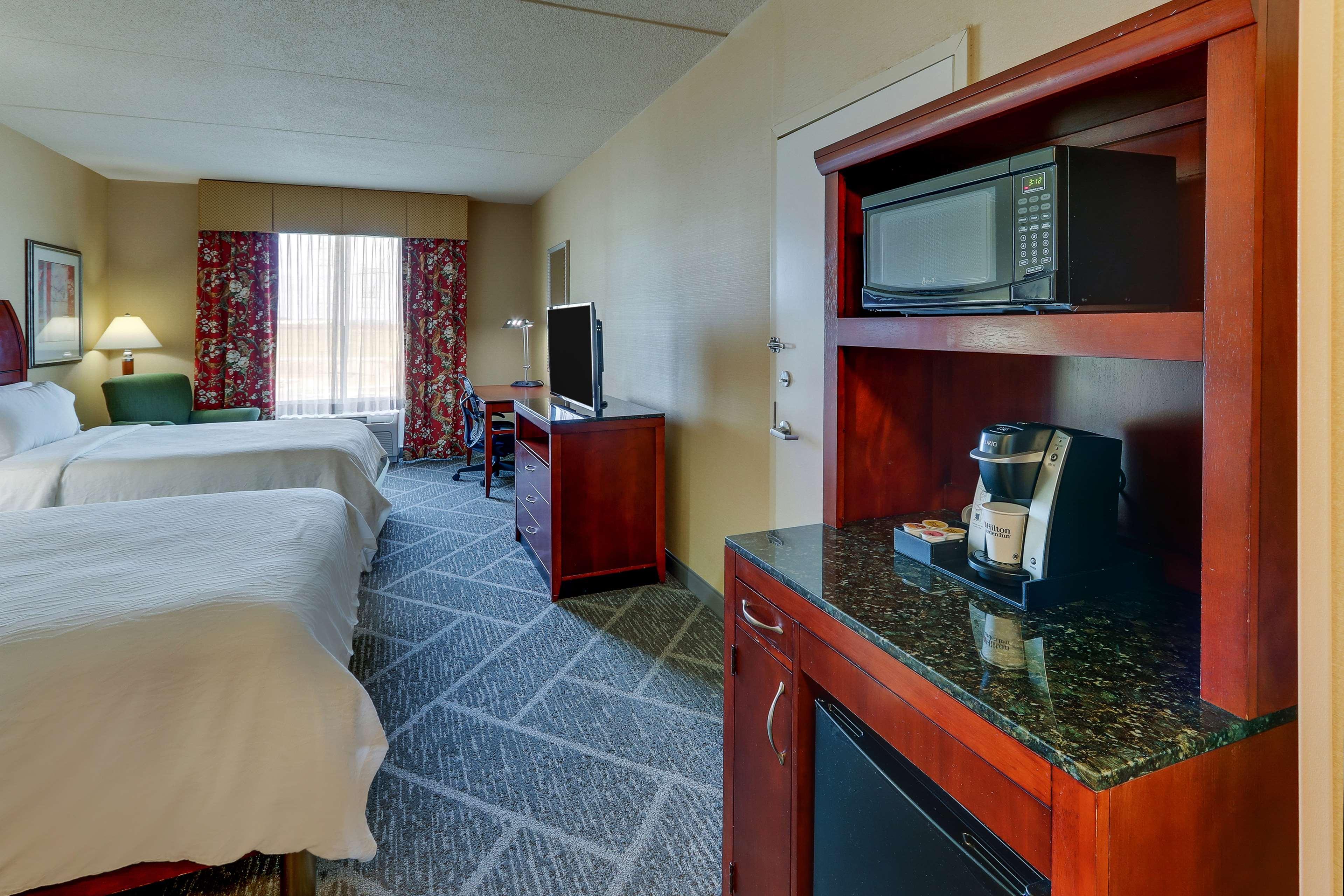 Hilton Garden Inn Indianapolis Airport Плейнфилд Экстерьер фото
