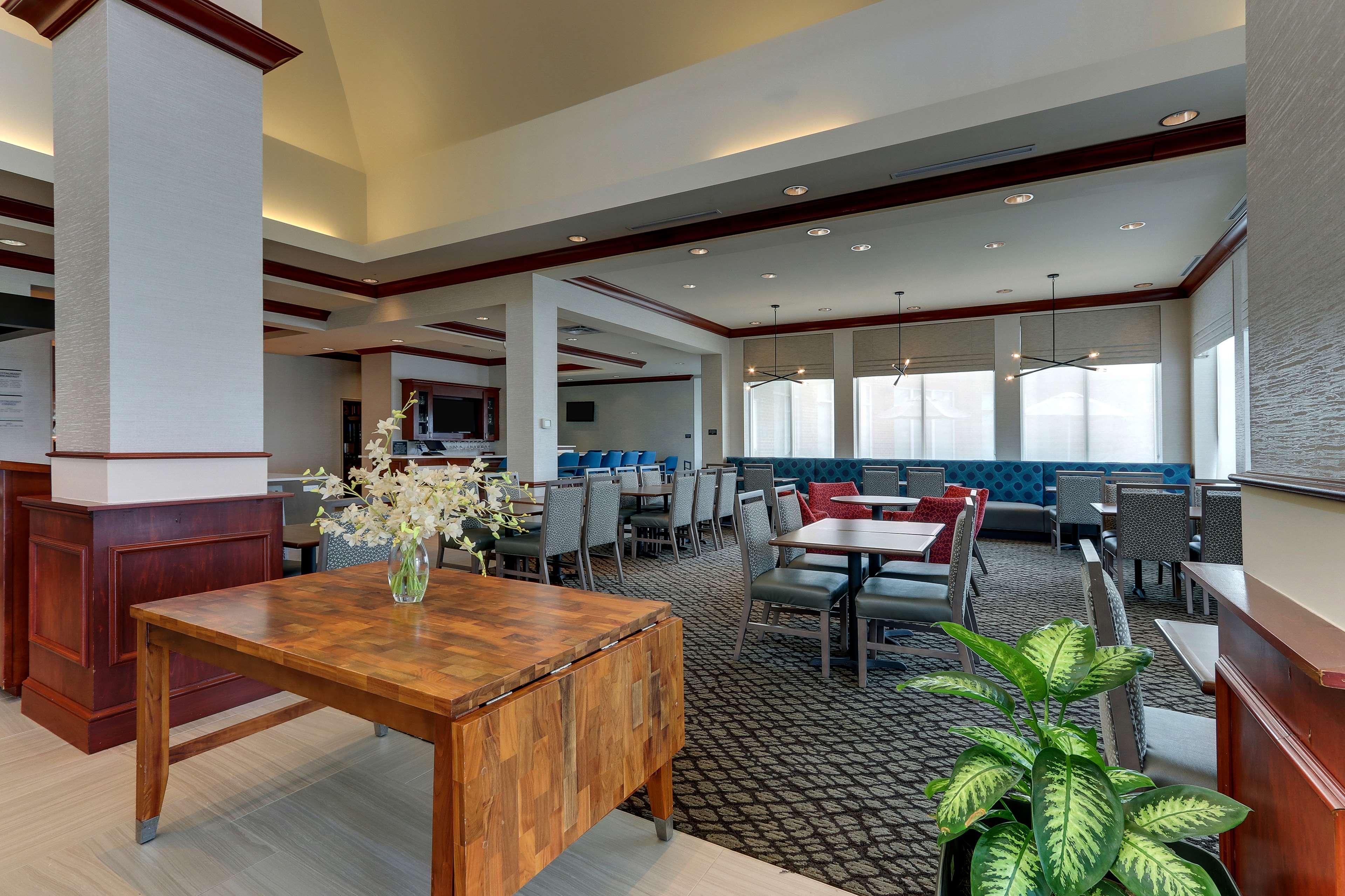 Hilton Garden Inn Indianapolis Airport Плейнфилд Экстерьер фото