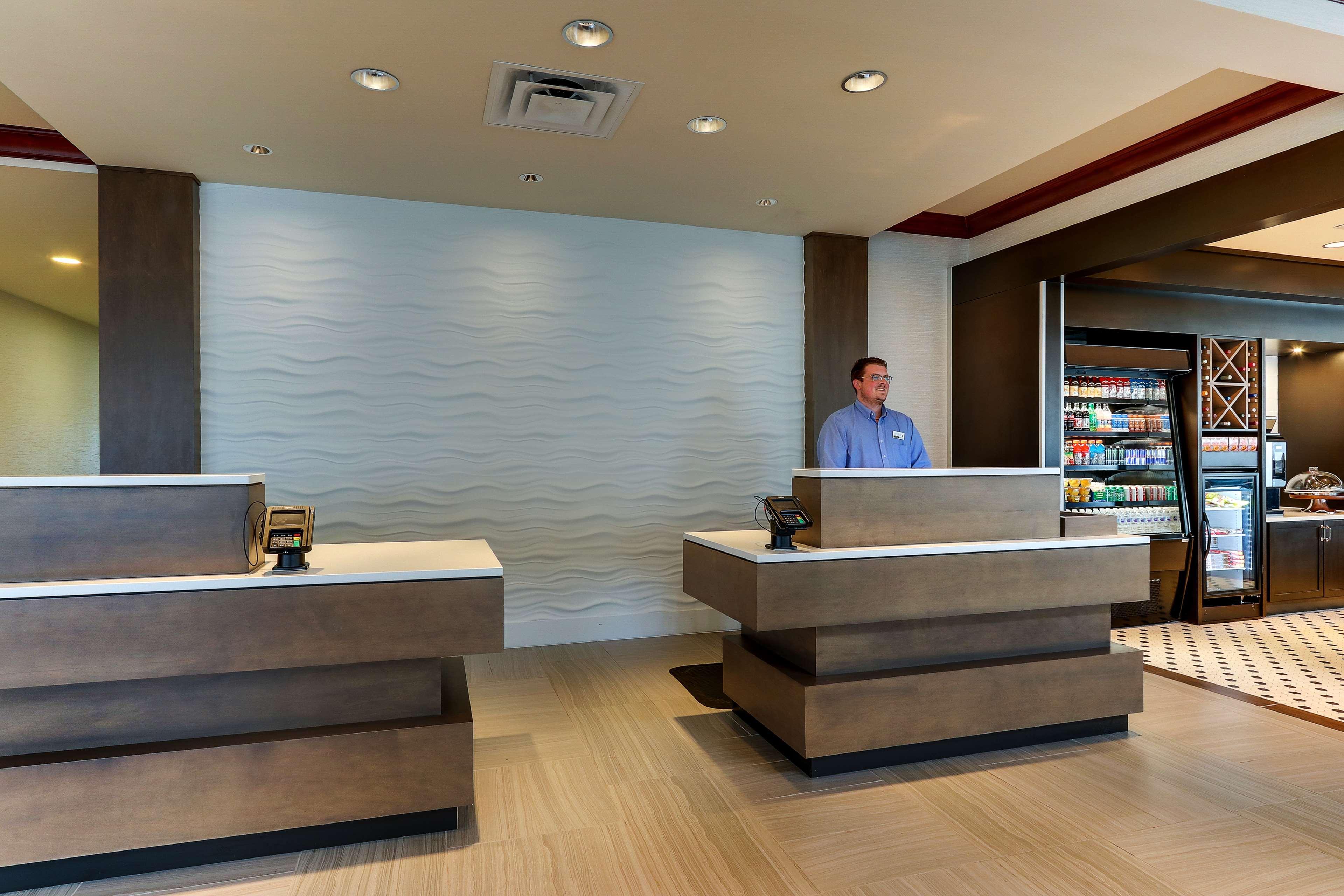 Hilton Garden Inn Indianapolis Airport Плейнфилд Экстерьер фото