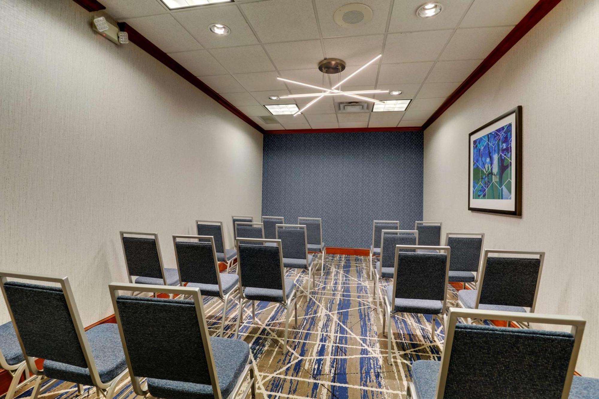Hilton Garden Inn Indianapolis Airport Плейнфилд Экстерьер фото
